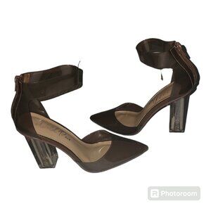 Wild Pair Women Dellie Ankle-Strap Pumps Mocha 7M Model 43224 Heels Shoes Clear.